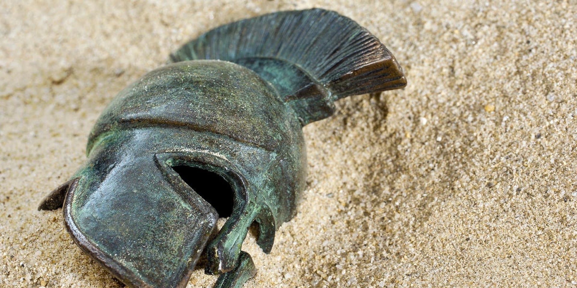 An Ancient Tomb Held Anonymous Bodies for 2,300 Years. Turns Out They’re Famous Royals.