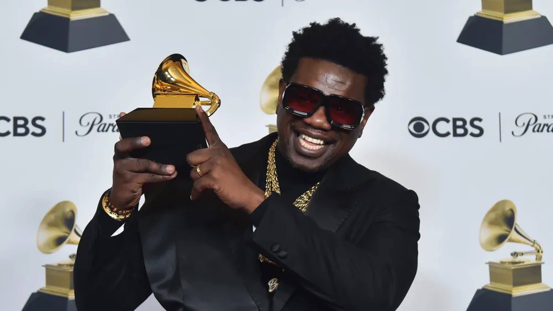 LISTEN: Theron Thomas Discusses the Competitive Business of Songwriting, From Co-Penning Rosé and Bruno Mars’ ‘Apt.’ to the State of the Music Industry