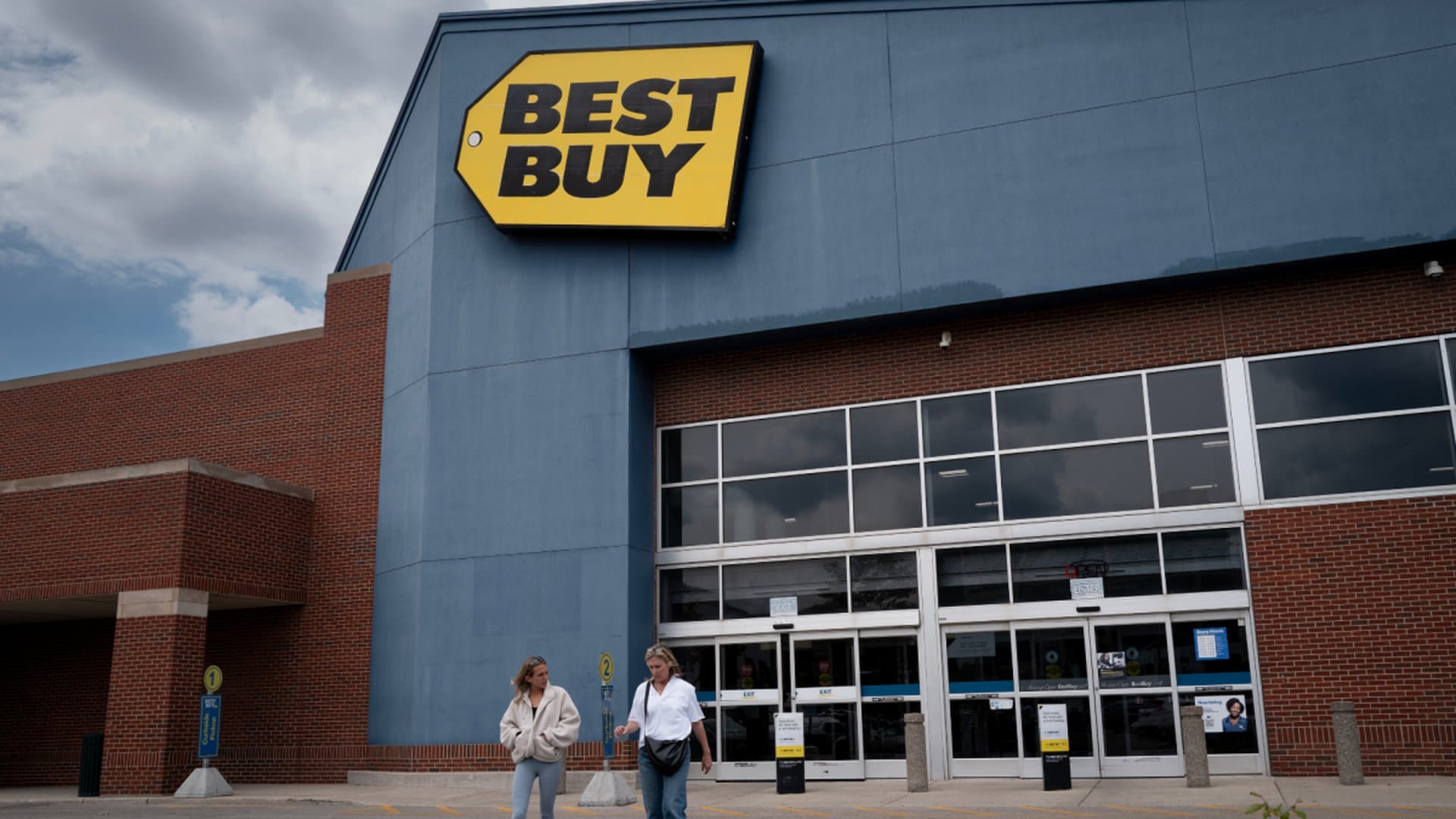 The Second Round of Best Buy's Early Black Friday Deals Are Live, and They're Good